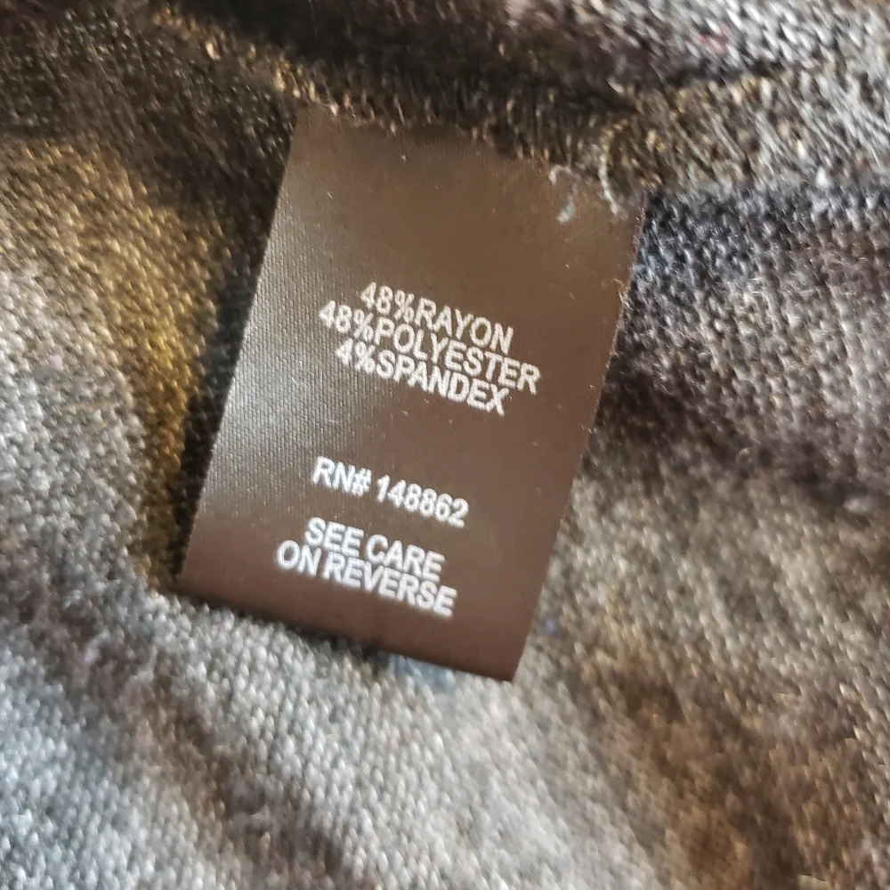 Torrid dark heathered grey 3/4 sleeve shirt, tag size 0 (Large) - Picture 5 of 6